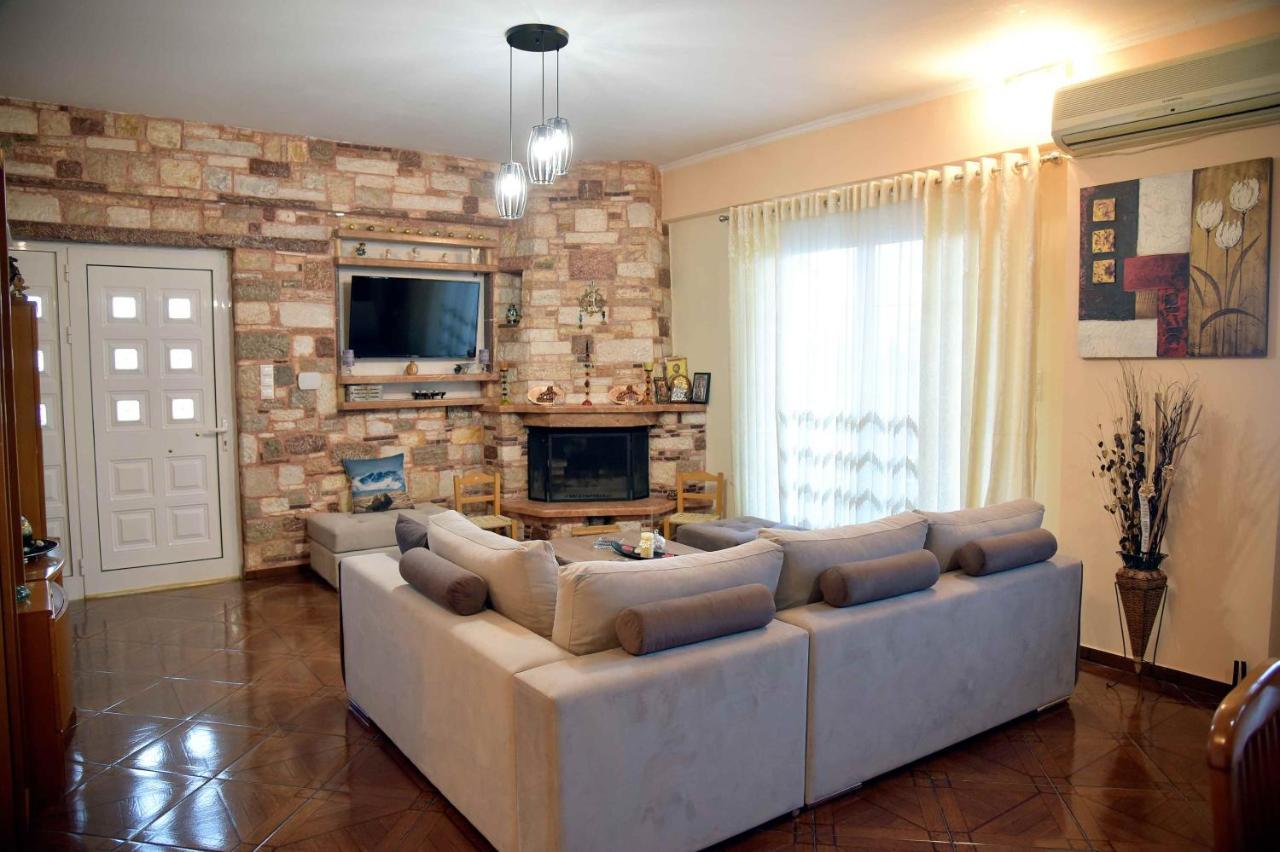 Stone Villa Corinth Exterior foto